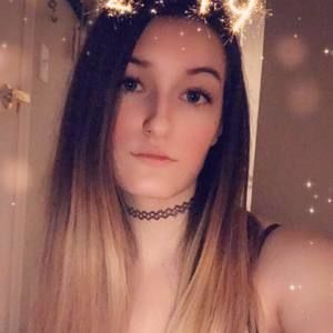 Meet your Posher, Alicia